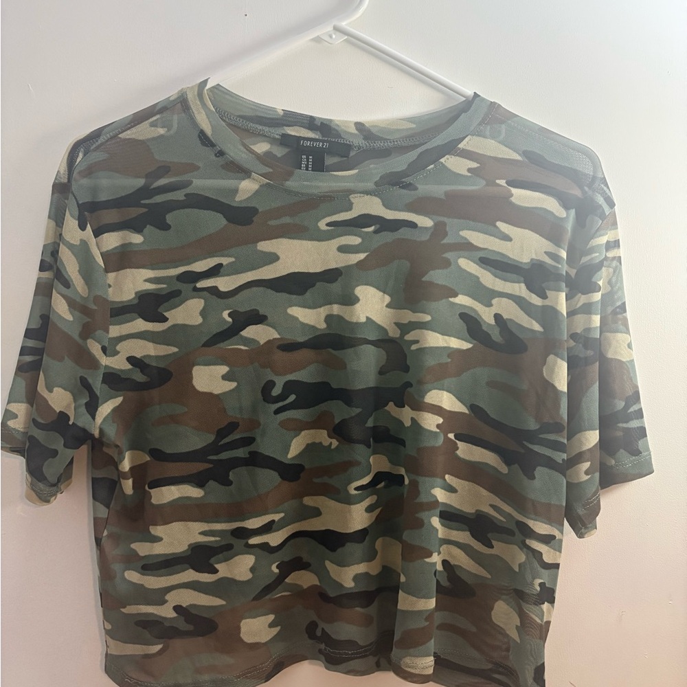 Forever 21 Camo Print Short Sleeve Tee